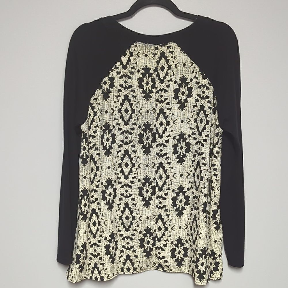 NWT Self Black and Cream Blouse - Picture 4 of 6